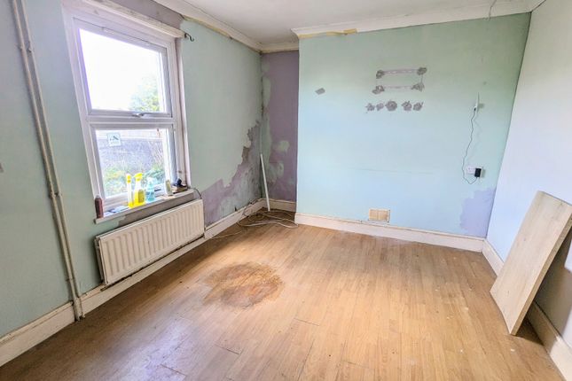 12, Gwendraeth Town, Kidwelly photo 4