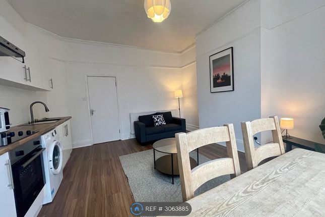 Ground Floor Front Flat, South Norwood Hill, London photo 3