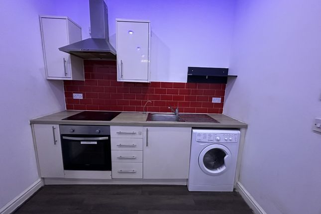 Studio to rent in Millstone Lane, City Centre, Leicester