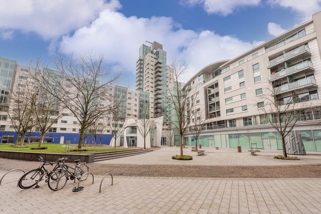 Empire-Square-West-London-Apartment-Dsc_8252