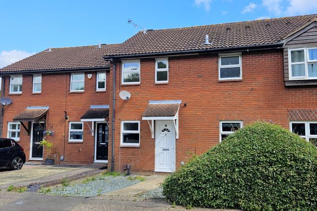 Thumbnail Terraced house to rent in St. Aubin Close, Crawley, West Sussex.