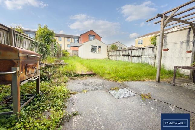 5, Penderyn Place, Aberdare photo 3