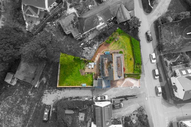 1 Gaters Gardens, Crediton photo 4