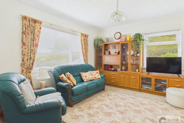 11, Roborough Gardens, Newton Abbot photo 4