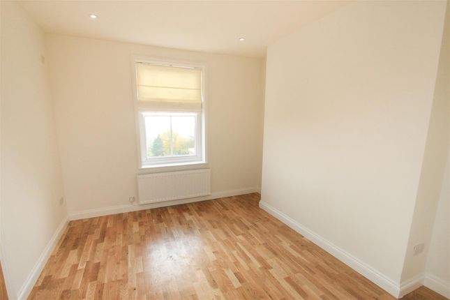 Vista Cottage, Lower Road, Maidstone photo 3