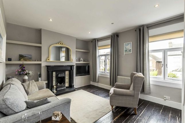 5a, St. Dunstans Road, London photo 2