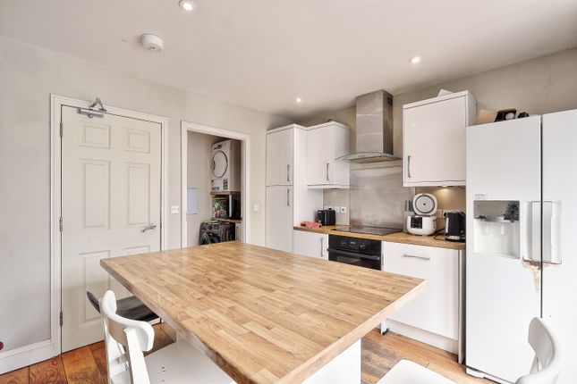 41, Victoria Road, Cambbridgeshire photo 3