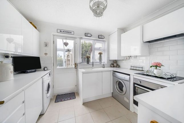 1 Keats Close, Teignmouth photo 4