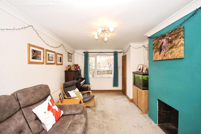41, Frederick Thomas Road, Gloucestershire photo 4