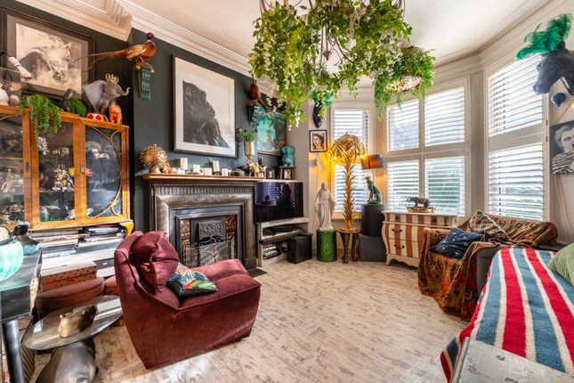 Thumbnail Flat for sale in Ridley Road, Kensal Green, London