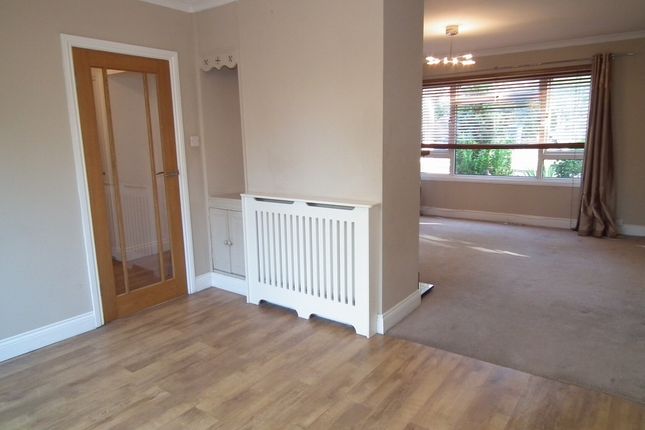 20 Torrington Drive, Potters Bar photo 4