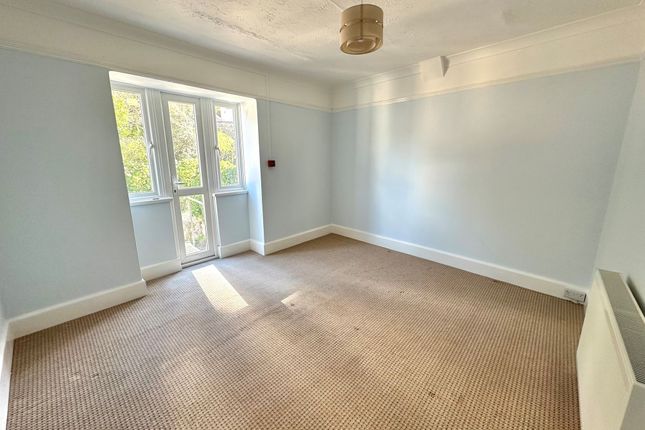 Flat to rent in Park Hill Road, Torquay