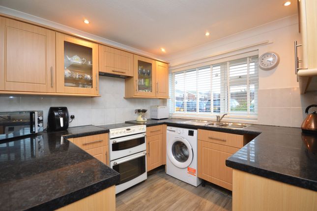 20 Lynwood, Folkestone photo 2