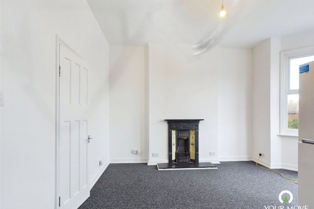 Flat 5,, 9-10, Lyndhurst Avenue, Kent photo 2
