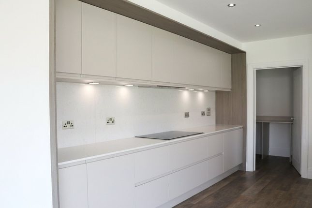 14 The Malton, 14, 14 Copperfield Park, Richmond photo 4