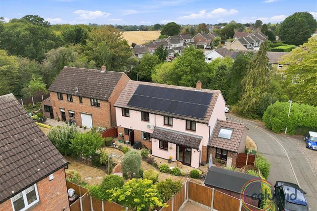62, Craiston Way, Chelmsford photo 2