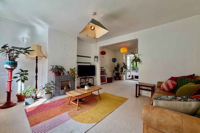 30, Elm Grove, Newcastle upon Tyne photo 2