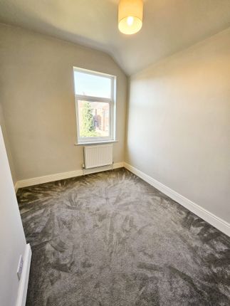 27 Ravensworth Road, Doncaster photo 5
