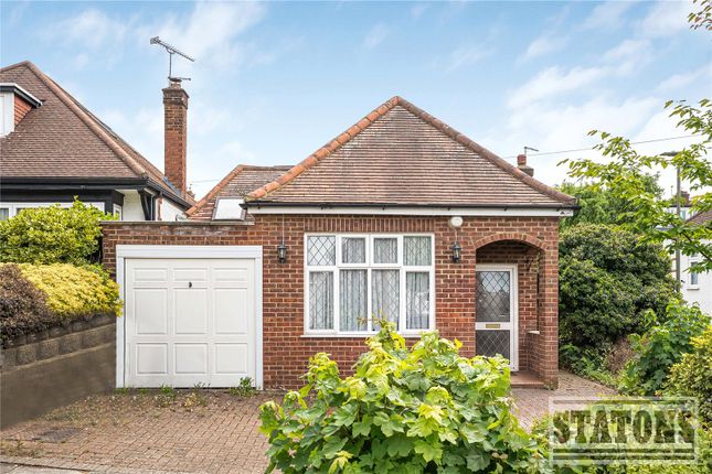 74, Ashurst Road, Barnet photo 2
