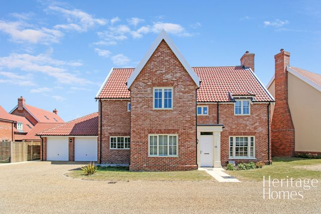 Thumbnail Detached house for sale in Kingfisher Mead, Wymondham