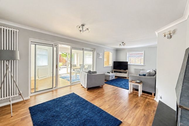 14, Ambleside Close, Camberley photo 2