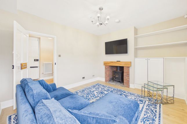 Mere Cottage, 5 Main Street, North Ferriby photo 3
