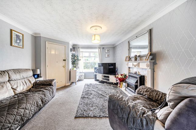 5, Gilwood Grove, Middleton photo 4