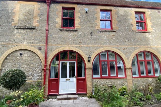 Thumbnail Town house for sale in Beavens Court, Warminster