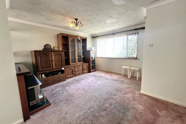 7, Orchard Close, Mitcheldean photo 3