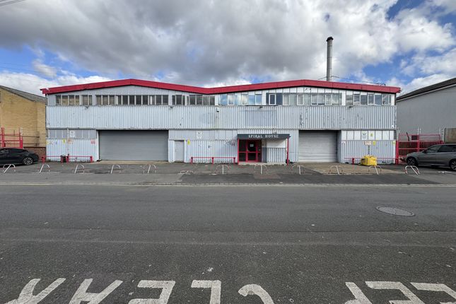 Thumbnail Warehouse to let in Gladstone Road, Croydon