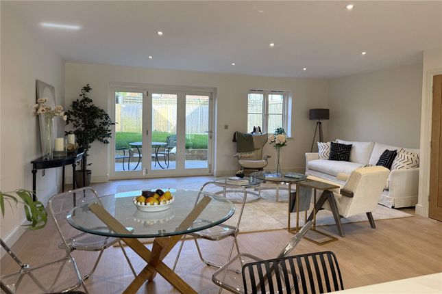 Plot 5 Larks Hill Meadow,, Warfield, Berkshire photo 3