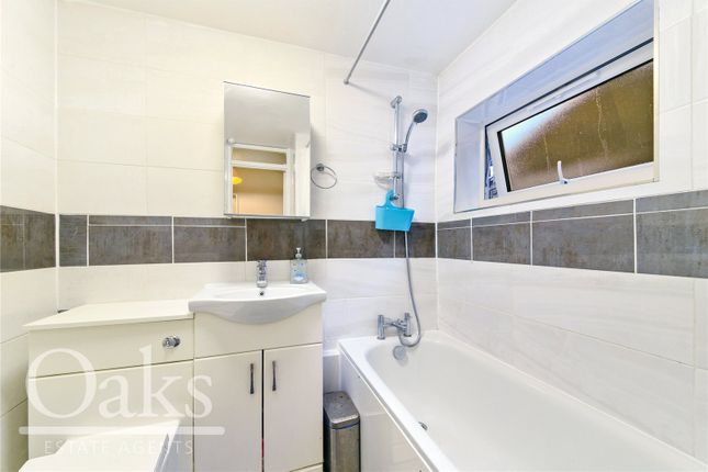 Flat for sale in Millhouse Place, London