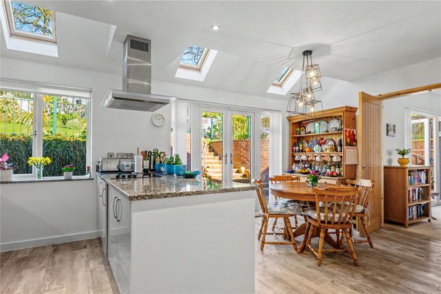 7, Oak View, Dorset photo 2