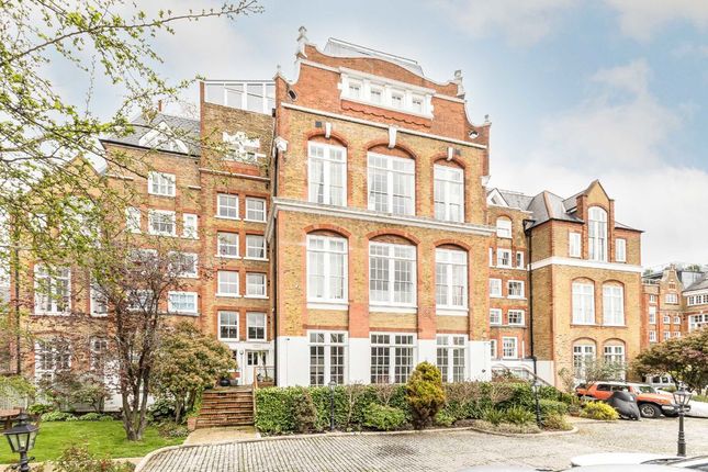 Flat to rent in Victorian Heights, Thackeray Road, London