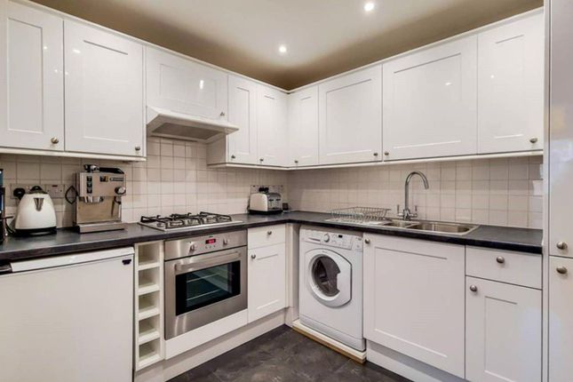 Flat to rent in Morpeth Terrace, Victoria, London