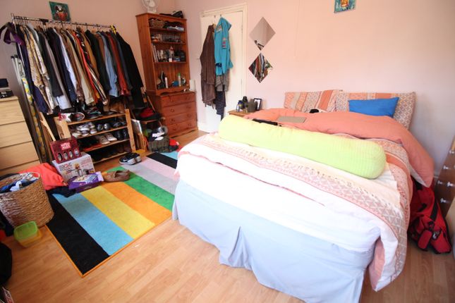 10, Donald Street, Cardiff photo 4