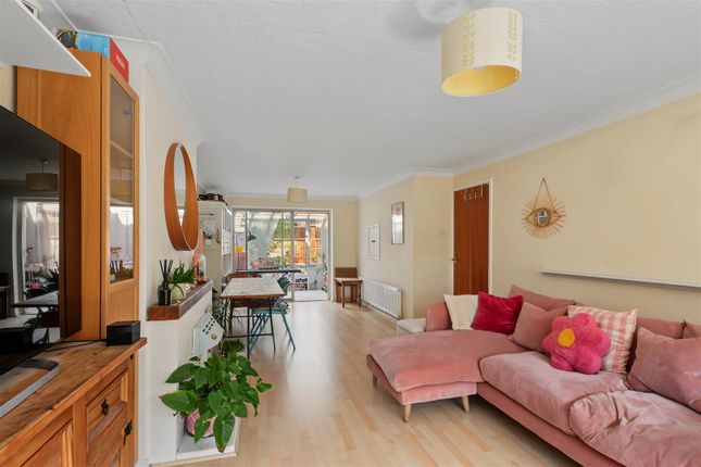 73, Toton Lane, Nottingham photo 4