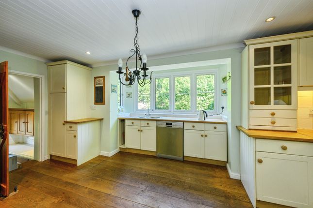 51, Hermitage Road, Surrey photo 3