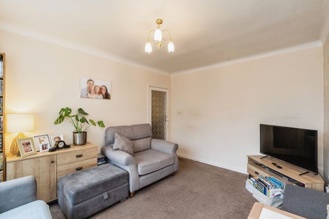 25, Tomlinson Avenue, Warrington photo 4