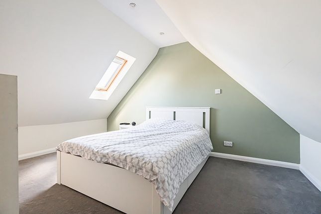 30, Edinburgh Road, Penicuik photo 3