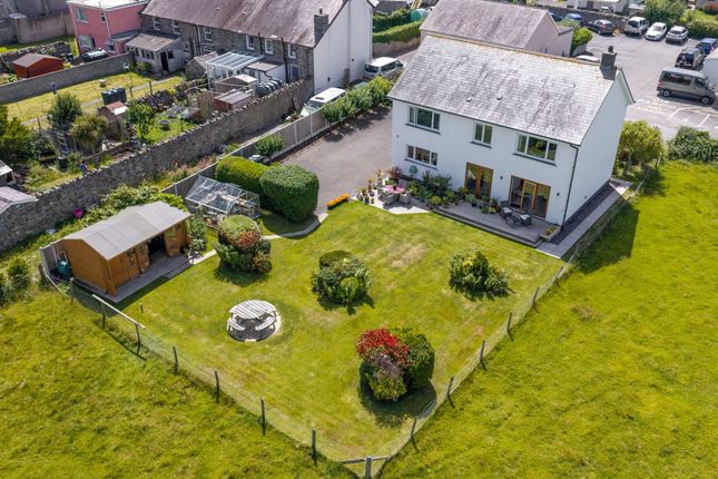 Moana, Llanon photo 4