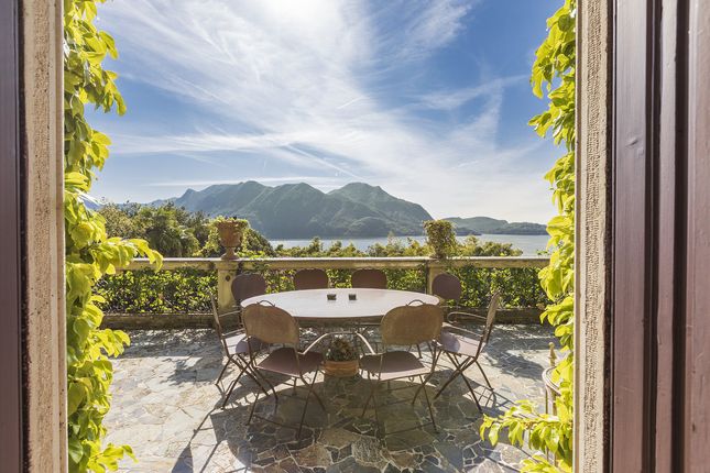 Property for sale in Magnificent 1930's Villa, Via Costanza, Verbania, Lake Maggiore, 28921