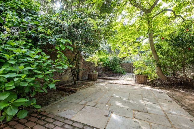 Terraced house for sale in Kensington Square, London
