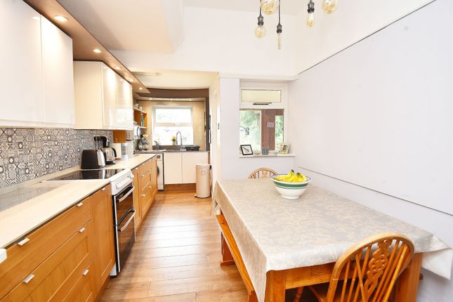 3 Park Avenue, Knaresborough photo 4