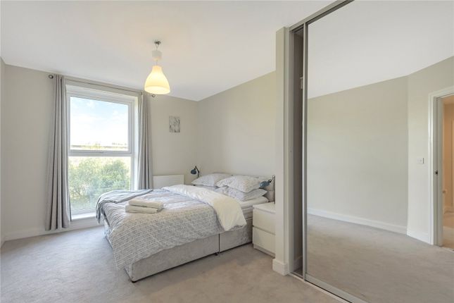 Flat 204,, Osprey House, Reading photo 4