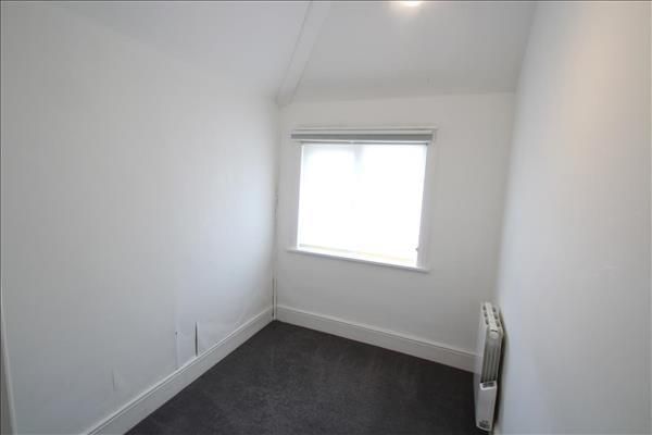 Semi-detached house to rent in Milton Road, Mill Hill