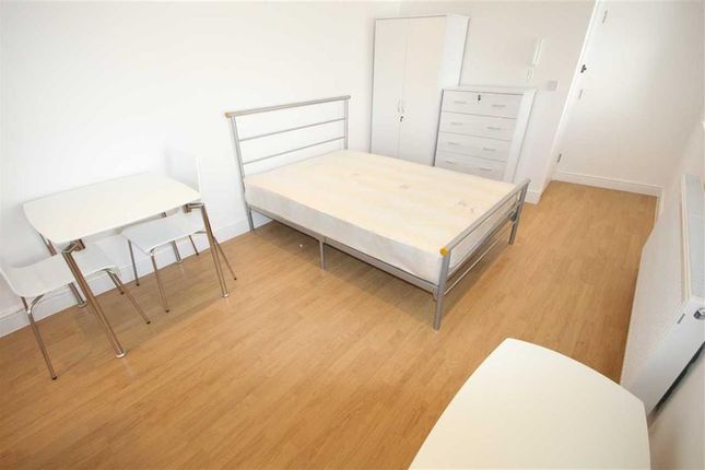 Thumbnail Studio to rent in Hindes Road, Harrow-On-The-Hill, Harrow