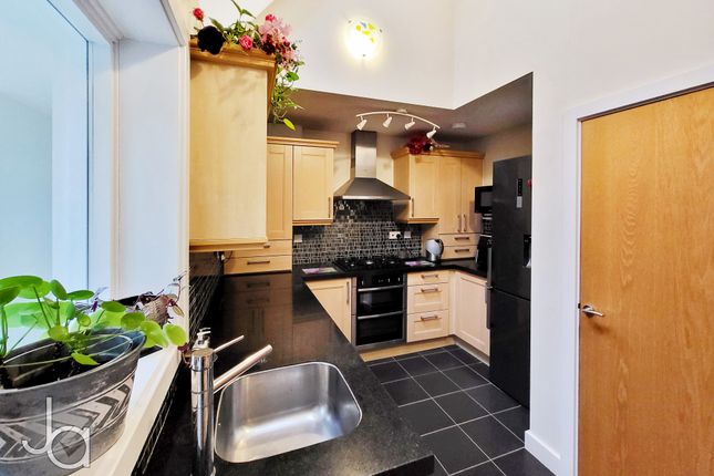 2, The Mews, Colchester photo 3