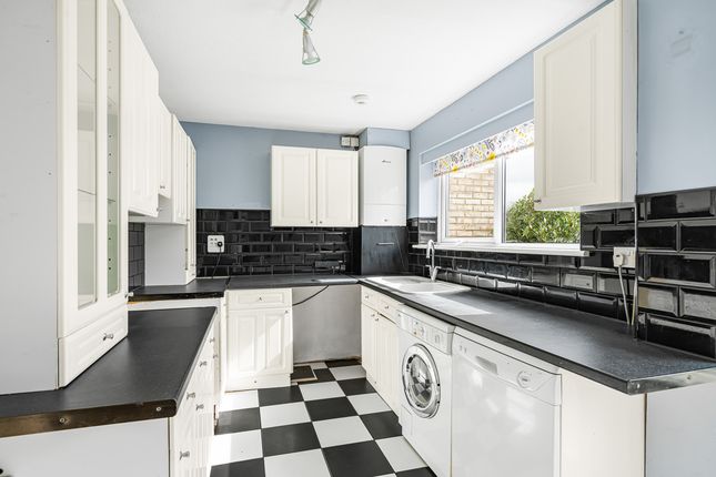 19, Hawthorn Way, Kidlington photo 4