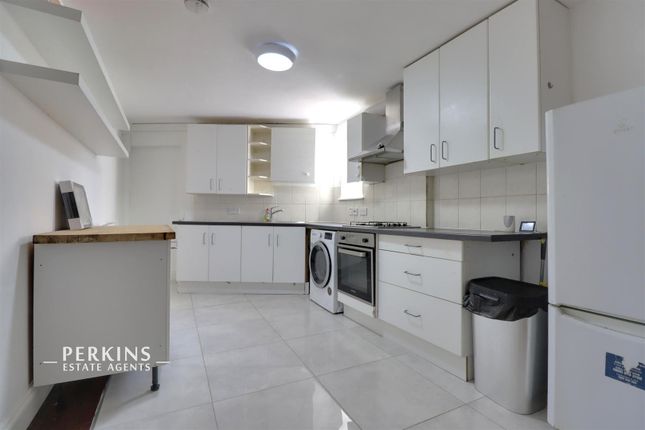 Kitchen.Jpg